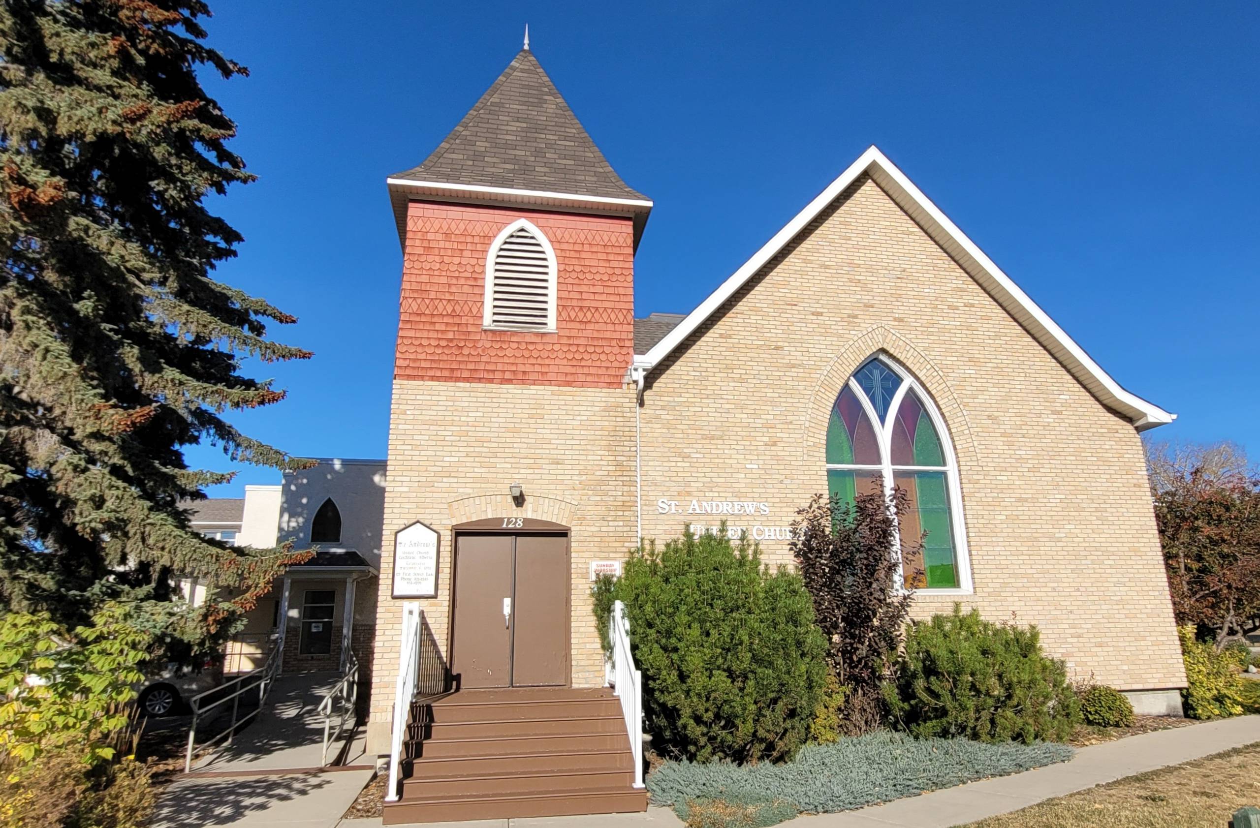 St Andrews Church Front Photo Oct 17 22 Cropped